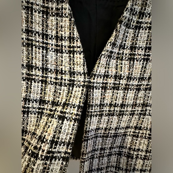 Babaton Tretter Blazer - Picture 5 of 9